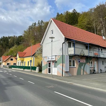 Arnfels Ferienwohnung Im Suedsteirischen Weinland - Haus Birgit מראה חיצוני תמונה