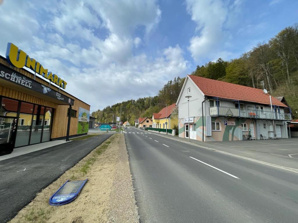 Arnfels Ferienwohnung Im Suedsteirischen Weinland - Haus Birgit מראה חיצוני תמונה